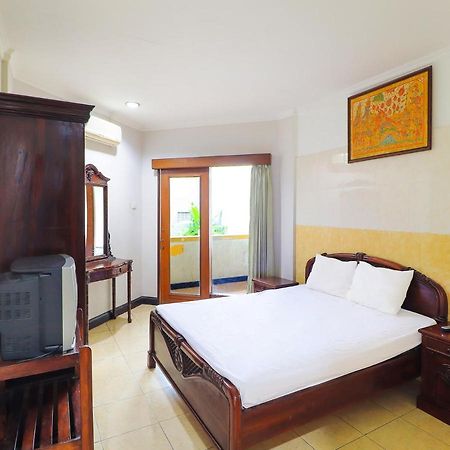 Oyo 91608 Hotel Gatsu Indah Denpasar Esterno foto