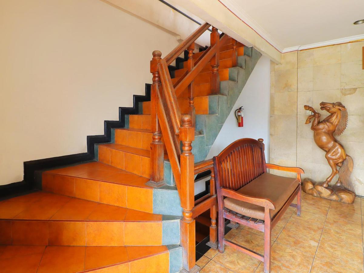 Oyo 91608 Hotel Gatsu Indah Denpasar Esterno foto